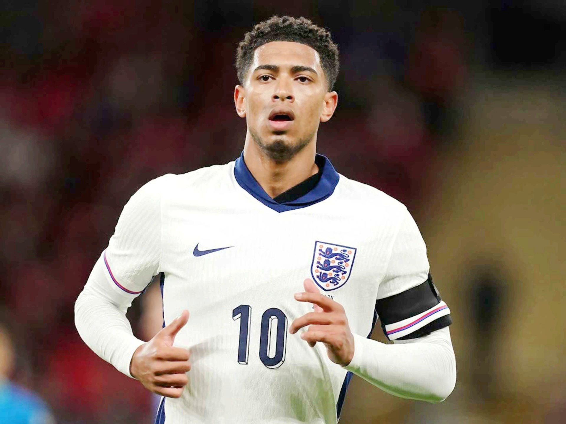 混团世界杯：国乒狂轰8-0胜韩国！双王、栋曼立功，孙颖莎休战（混团世界杯：国乒8-0横扫韩国，双王与栋曼建功，孙颖莎轮休）