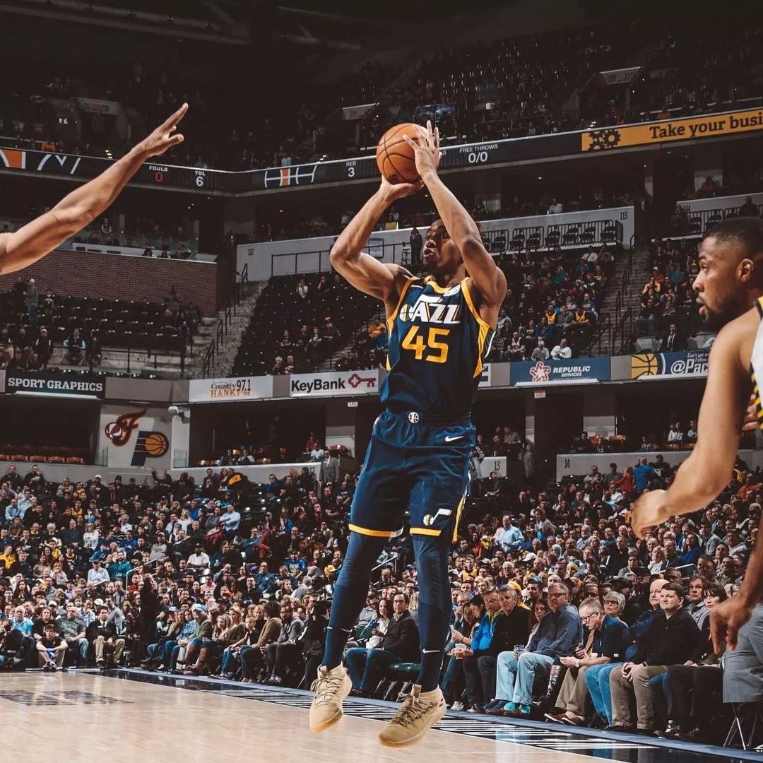 反击速度快到对手绝望（闪电回击，令对手瞬间绝望）