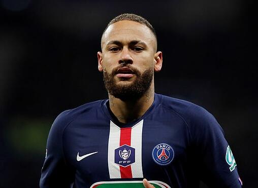 西甲在国家德比中测试VR眼镜观赛，近千名球迷实现了沉浸体验（西甲国家德比引入VR观赛，近千球迷沉浸式体验）