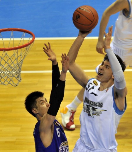 4球7助！B费本赛季英超制造11粒进球，仅次于哈兰德（B费英超本季已参与11球（4球7助），进攻贡献仅次于哈兰德）