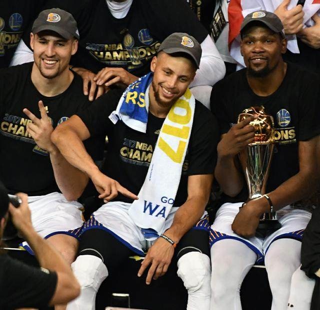 篮球火箭新秀当选周最佳新秀（火箭新秀荣膺周最佳新秀）